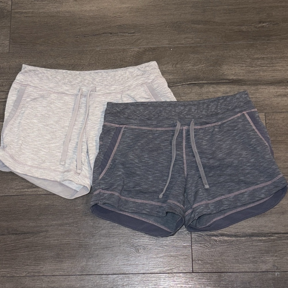 Athleta 2/$30 Knit Drawstring Shorts Size XS Heather Grey / Dark Heather Grey - Picture 8 of 13